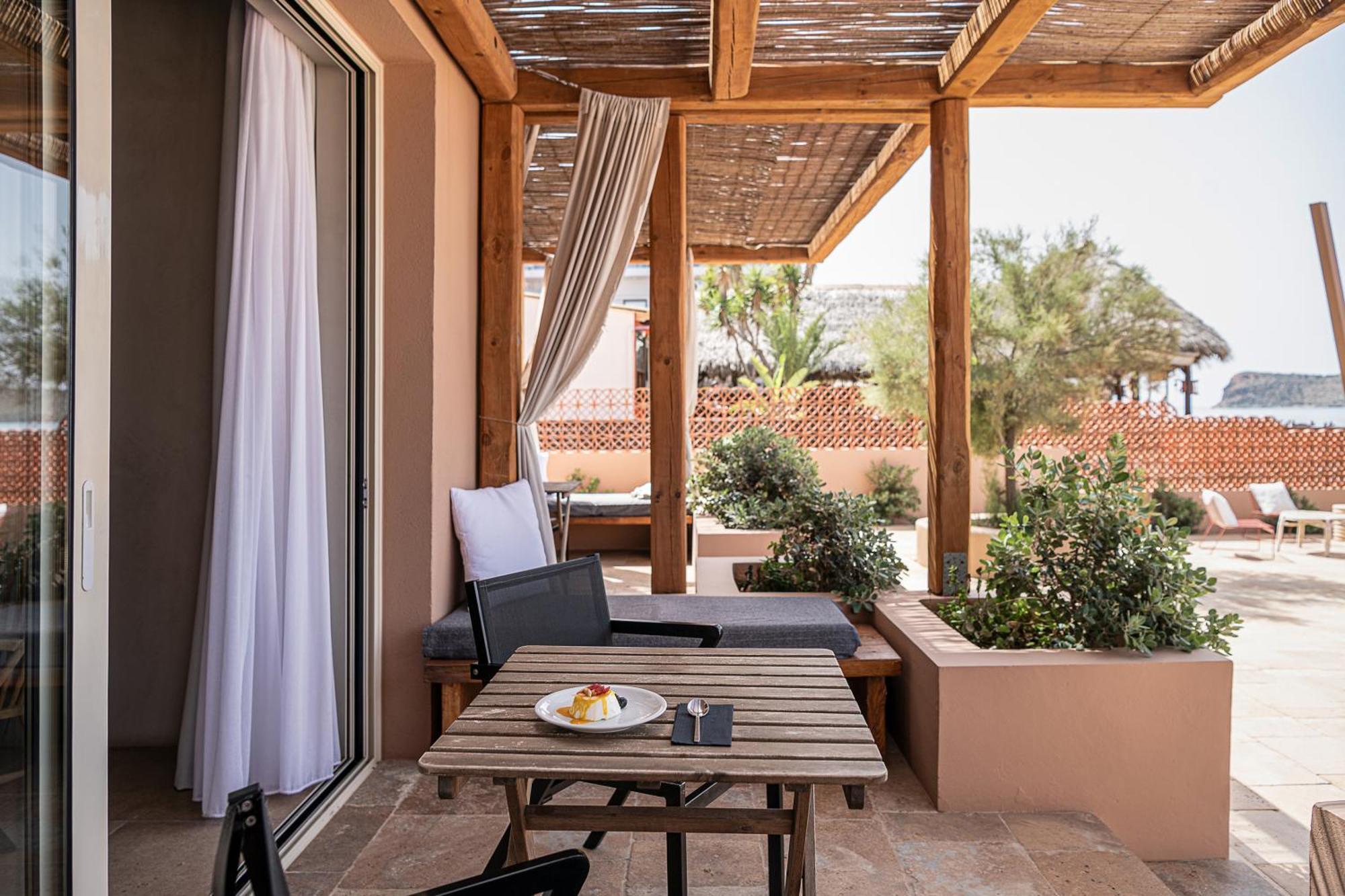 The Theodore Boutique Hotel- Adults Only 16 Plus Agia Marina Zewnętrze zdjęcie